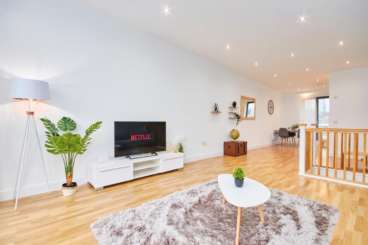 Appartamento Large Duplex Penthouse - Parking Leeds  Esterno foto