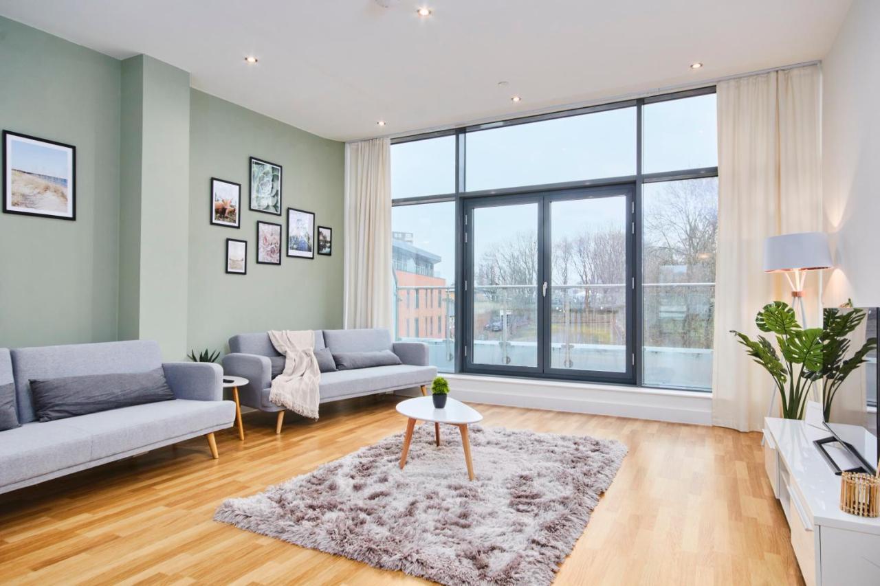 Appartamento Large Duplex Penthouse - Parking Leeds  Esterno foto