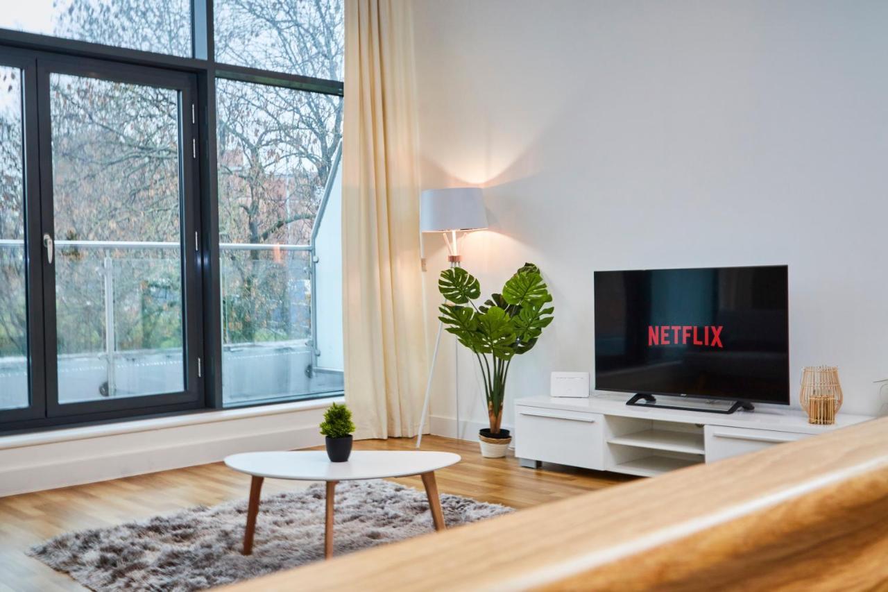 Appartamento Large Duplex Penthouse - Parking Leeds  Esterno foto