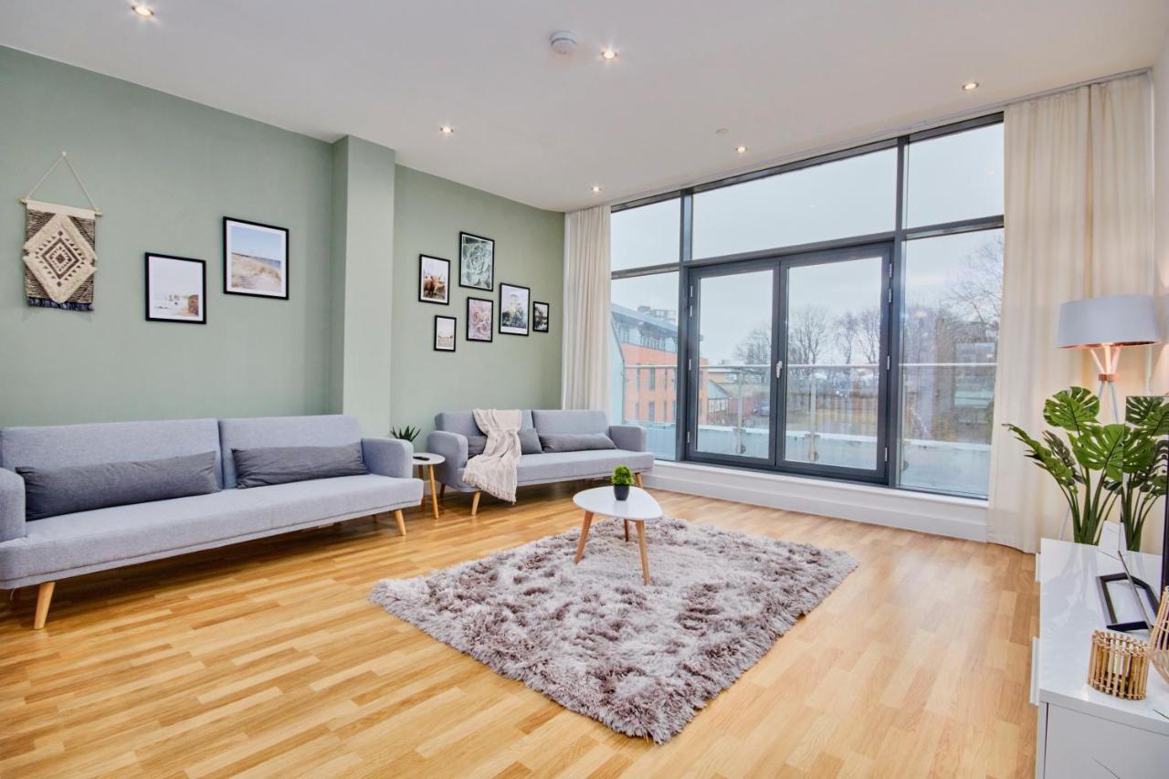 Appartamento Large Duplex Penthouse - Parking Leeds  Esterno foto