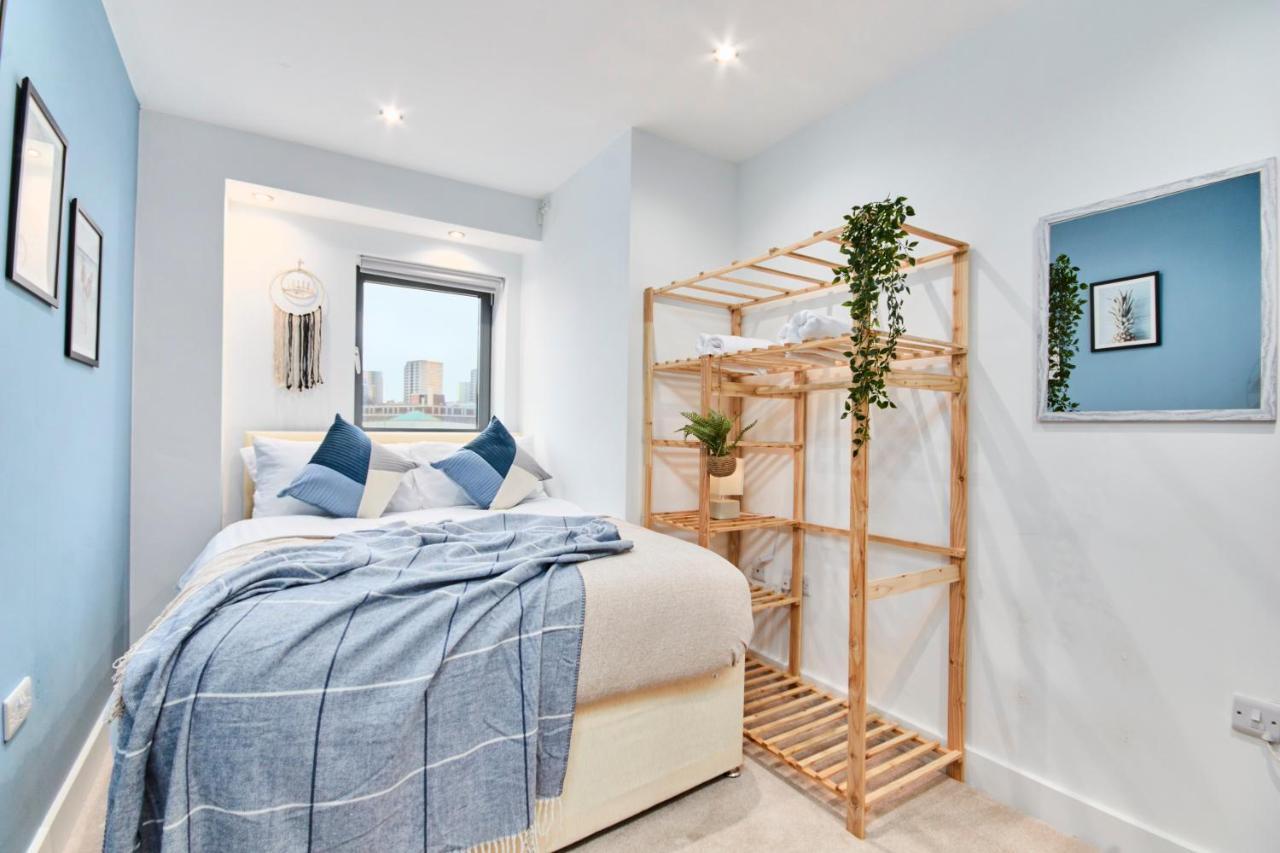 Appartamento Large Duplex Penthouse - Parking Leeds  Esterno foto
